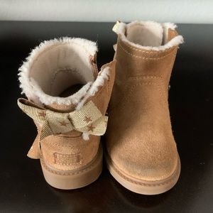 Toddler girl UGG boots with bow